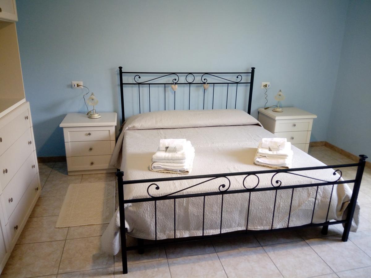 B&B Vista Fiume Боса Экстерьер фото